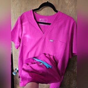 FIGS XL Catarina And XL Zamora